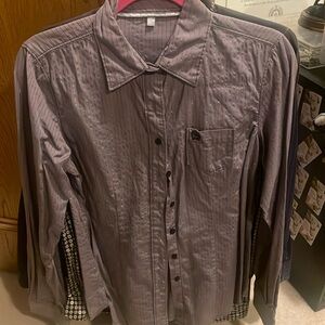 Medium grey cinch shirt with silver threading